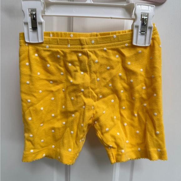 Carter's 2T Girls Yellow and White Polka Dot Soft Pajama Shorts - Picture 1 of 4